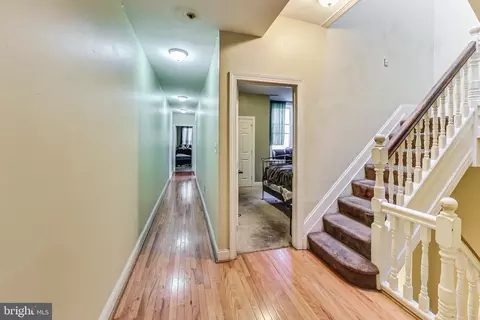 Entry Way - 212 E 22nd St, Baltimore, MD 21218 photo 2 of 3