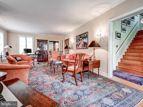 Living - 201 Saint Dunstans Rd, Baltimore, MD 21212 photo 1 of 5