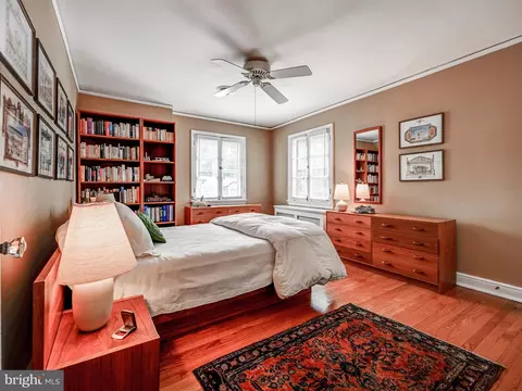 Bedroom - 201 Saint Dunstans Rd, Baltimore, MD 21212 photo 7 of 7