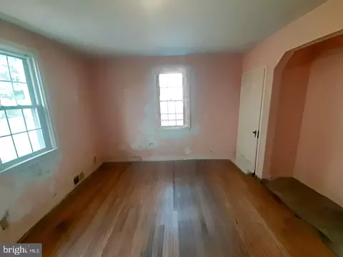 Bedroom - 4308 Elderon Ave, Baltimore, MD 21215 photo 1 of 3