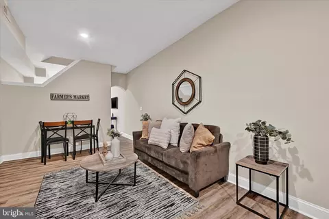 216 N Glover St, Baltimore, MD 21224