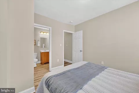 Bedroom - 216 N Glover St, Baltimore, MD 21224 photo 3 of 3