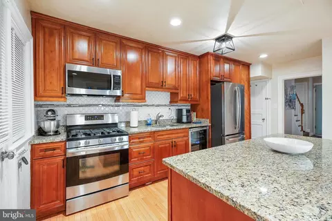 Kitchen - 407 Croydon Rd, Baltimore, MD 21212 photo 2 of 2