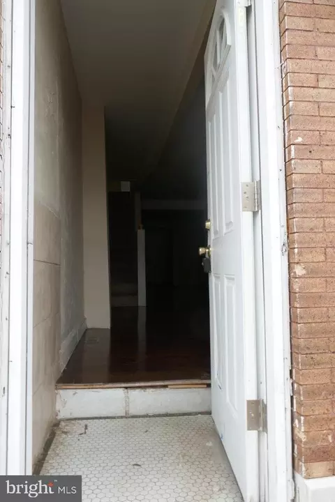2931 Mcelderry St, Baltimore, MD 21205 photo 2