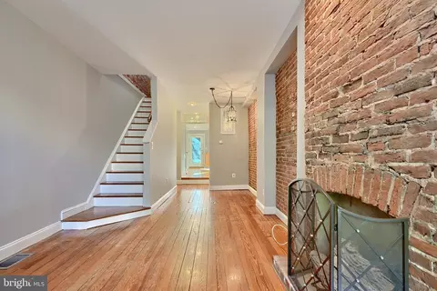 606 S Wolfe St S, Baltimore, MD 21231