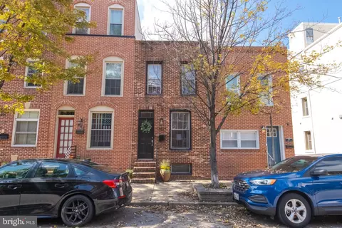 912 S Baylis St, Baltimore, MD 21224