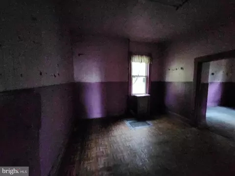 2109 Denison St, Baltimore, MD 21216 photo 7
