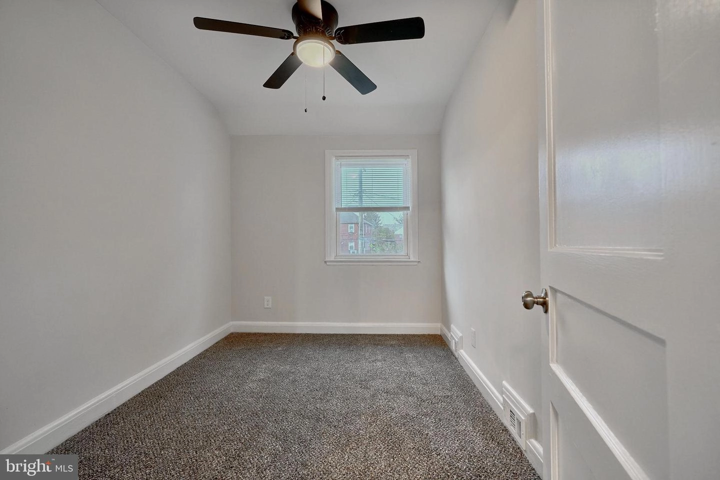 Entry Way - 3904 Brookhill Rd, Baltimore, MD 21215 photo 1 of 1