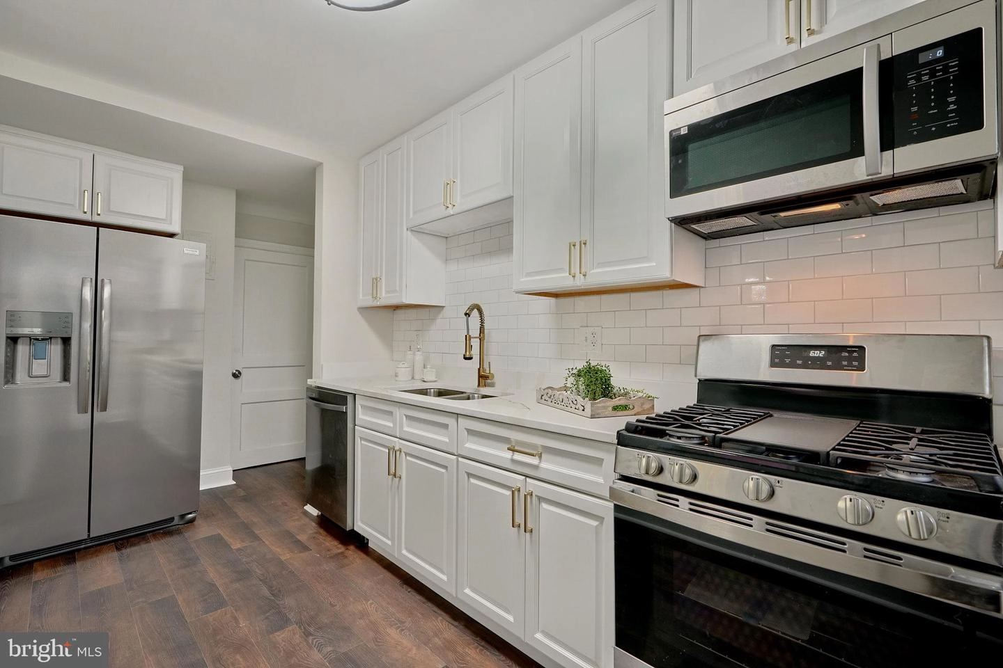 Kitchen - 3904 Brookhill Rd, Baltimore, MD 21215 photo 1 of 2