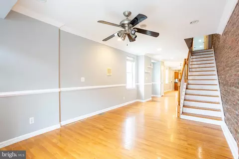 Entry Way - 282 S Robinson St, Baltimore, MD 21224 photo 1 of 12