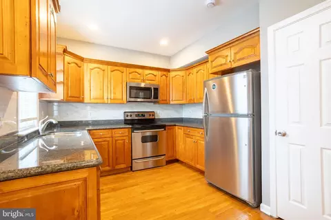 Kitchen - 282 S Robinson St, Baltimore, MD 21224 photo 1 of 2
