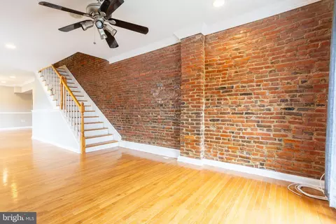 Living - 282 S Robinson St, Baltimore, MD 21224 photo 2 of 7