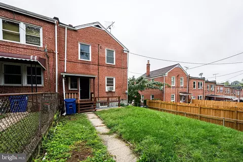 Exterior - 417 Random Rd, Baltimore, MD 21229 photo 1 of 5