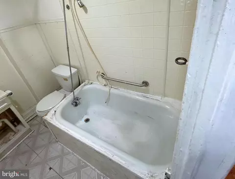 2525 E Biddle St, Baltimore, MD 21213 photo 10