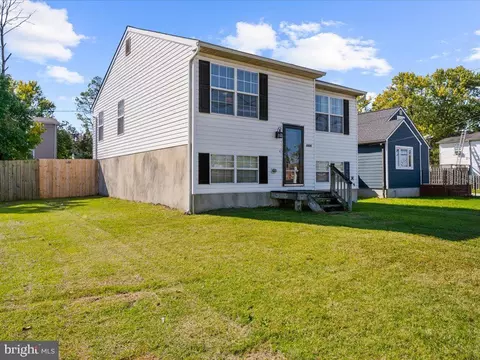 2426 Smith Ave, Baltimore, MD 21230 photo 2