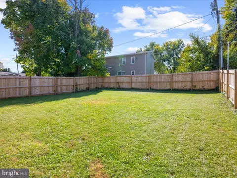 2426 Smith Ave, Baltimore, MD 21230 photo 27