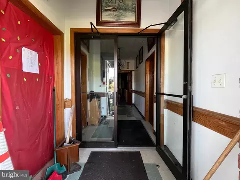 Entry Way - 123 N Warwick Ave, Baltimore, MD 21223 photo 1 of 6