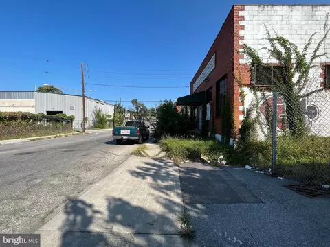Exterior - 123 N Warwick Ave, Baltimore, MD 21223 photo 2 of 5