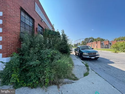 Exterior - 123 N Warwick Ave, Baltimore, MD 21223 photo 3 of 5