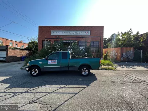 Exterior - 123 N Warwick Ave, Baltimore, MD 21223 photo 1 of 5