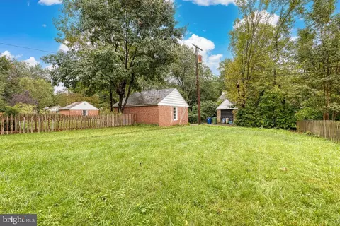 Exterior - 311 Broadmoor Rd, Baltimore, MD 21212 photo 4 of 4