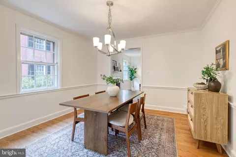 Dining - 311 Broadmoor Rd, Baltimore, MD 21212 photo 3 of 4