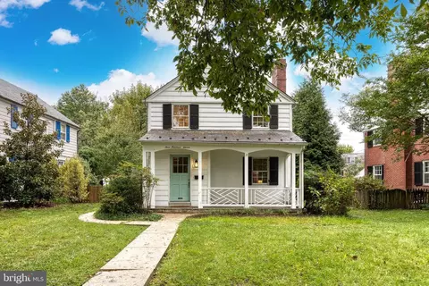 Exterior - 311 Broadmoor Rd, Baltimore, MD 21212 photo 2 of 4