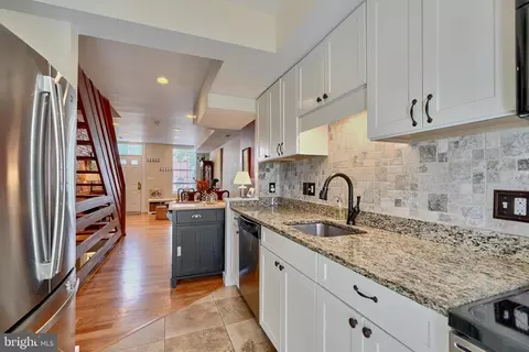 Kitchen - 507 E Fort Ave, Baltimore, MD 21230 photo 4 of 4