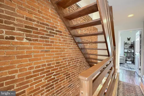 Entry Way - 507 E Fort Ave, Baltimore, MD 21230 photo 3 of 3