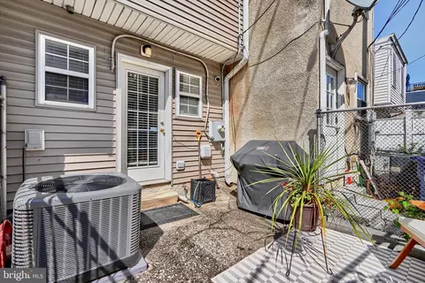 Exterior - 507 E Fort Ave, Baltimore, MD 21230 photo 5 of 5
