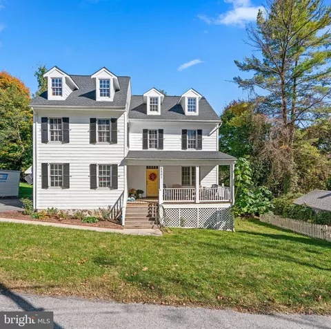 2301 Hillhouse Rd, Gwynn Oak, MD 21207