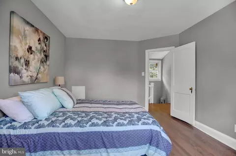 Bedroom - 706 E Cold Spring Ln, Baltimore, MD 21212 photo 2 of 2