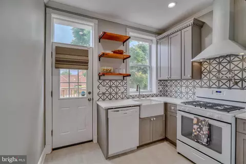 Kitchen - 903 W 34th St, Baltimore, MD 21211 photo 2 of 3