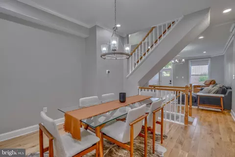 Dining - 903 W 34th St, Baltimore, MD 21211 photo 2 of 3