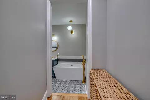 Entry Way - 903 W 34th St, Baltimore, MD 21211 photo 2 of 6