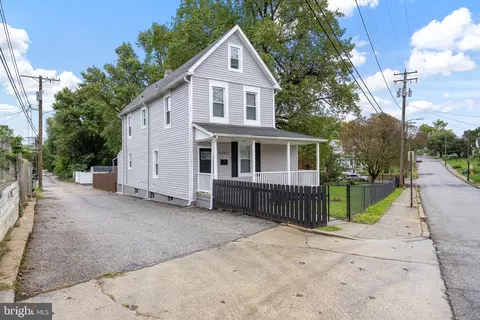 Exterior - 4202 Glenarm Ave, Baltimore, MD 21206 photo 2 of 3