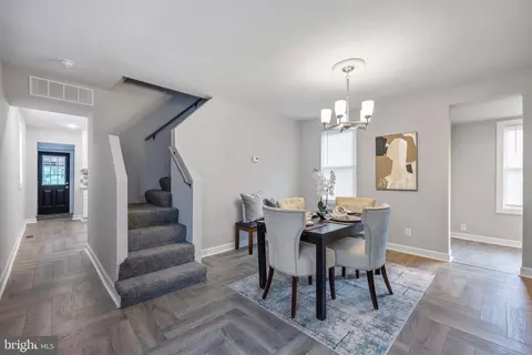 Entry Way - 4202 Glenarm Ave, Baltimore, MD 21206 photo 3 of 9