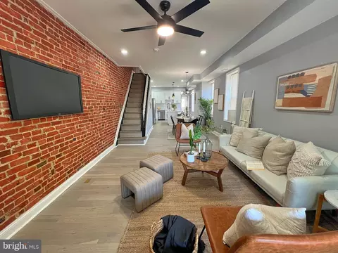 700 S Dean St, Baltimore, MD 21224 photo 3