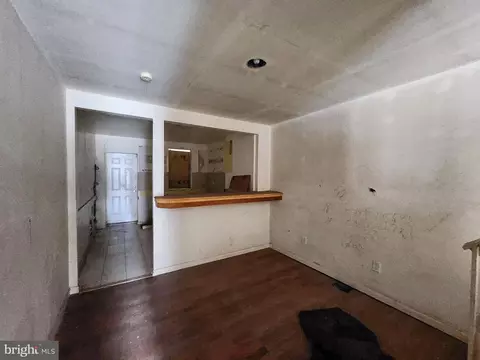 Living - 2127 Mchenry St, Baltimore, MD 21223 photo 1 of 1