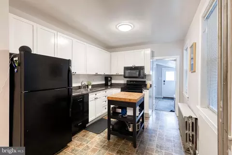 Kitchen - 1439 Riverside Ave, Baltimore, MD 21230 photo 2 of 3