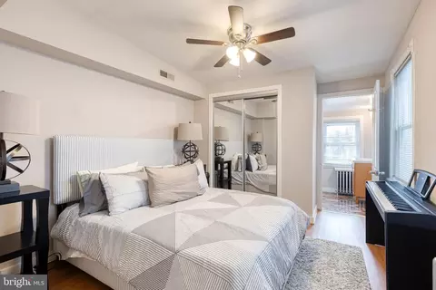 Bedroom - 1439 Riverside Ave, Baltimore, MD 21230 photo 3 of 3
