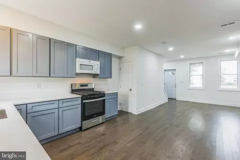 3702 9th St, Baltimore, MD 21225 photo 1