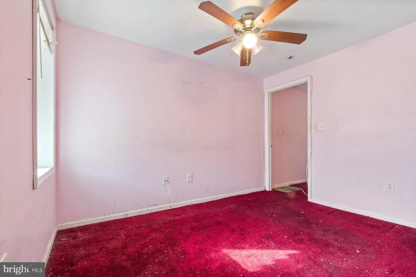 Bedroom - 1226 N Spring St, Baltimore, MD 21213 photo 6 of 6