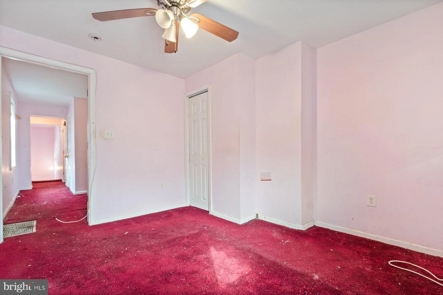 Entry Way - 1226 N Spring St, Baltimore, MD 21213 photo 12 of 13