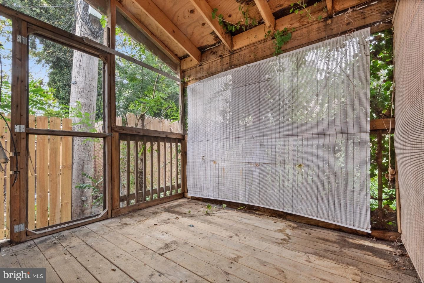 Exterior - 1226 N Spring St, Baltimore, MD 21213 photo 3 of 6