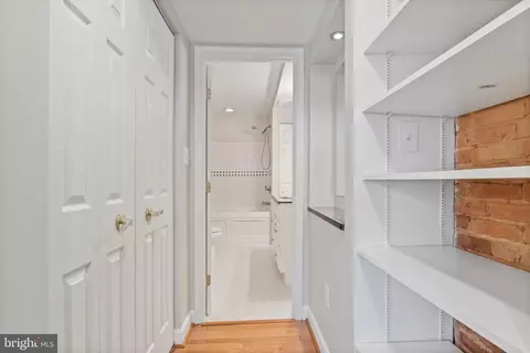 Entry Way - 1832 E Pratt St, Baltimore, MD 21231 photo 1 of 5