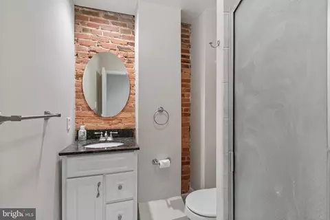 Bath - 1832 E Pratt St, Baltimore, MD 21231 photo 3 of 3