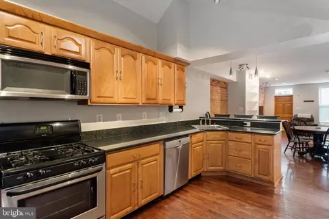 Other - 1832 E Pratt St, Baltimore, MD 21231 photo 7 of 9