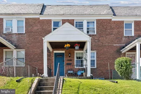 832 N Augusta Ave, Baltimore, MD 21229 photo 1