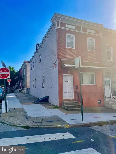3209 E Lombard St, Baltimore, MD 21224 photo 2